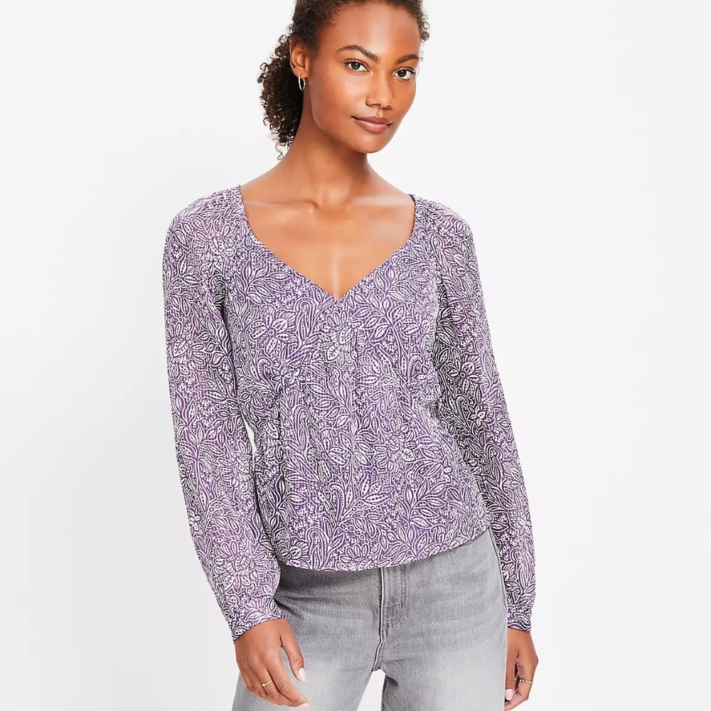 NWT Loft Tulip Floral Sweetheart Blouse Purple size Small